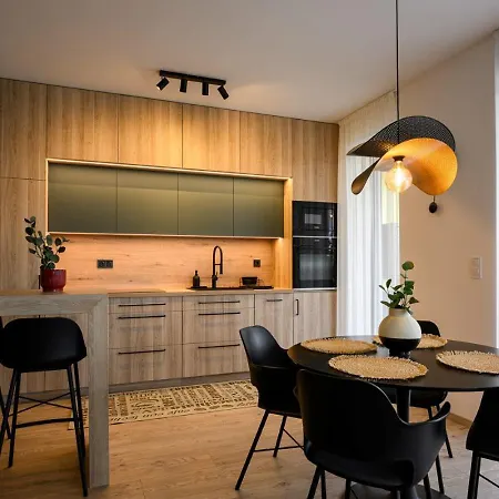 Opensky Terrace With Free Parking Διαμέρισμα