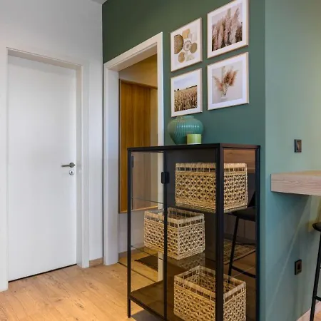 Apartment Opensky Terrace With Free Parking