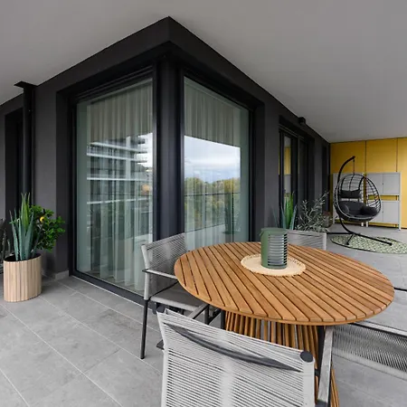 Apartment Opensky Terrace With Free Parking