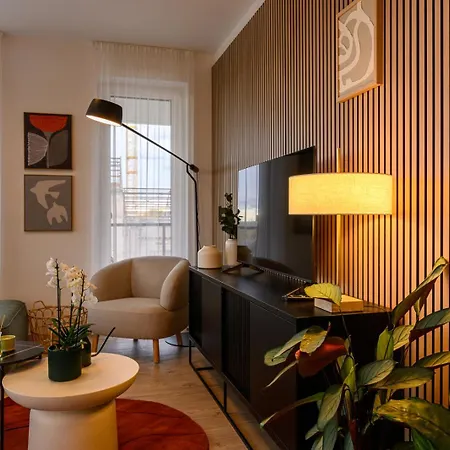Opensky Terrace With Free Parking